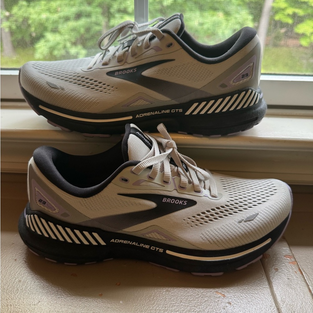 Brooks Adrenaline GTS 23 Supportive Running Shoes Athletic Sneakers Women’s 8.5 - Picture 5 of 8